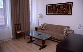 Hotel Varios